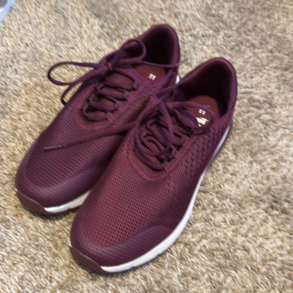 Avia purple tennis shoes, size 11 women’s